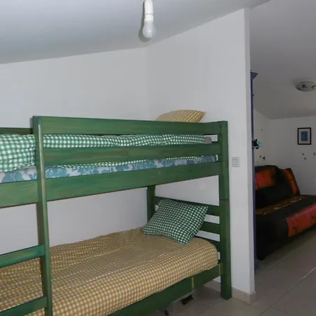 Maison Mitoyenne Confort A Proche Plage, Jusqu'a 10 Pers - Fr-1-823-151 Holiday home Barbatre